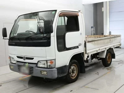Nissan ATLAS