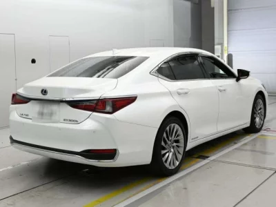 Lexus ES300h