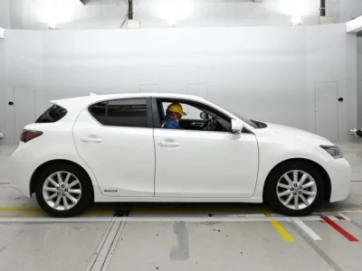 Lexus CT200h