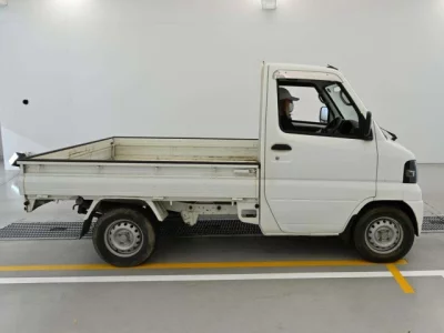 Mitsubishi Minicab Truck