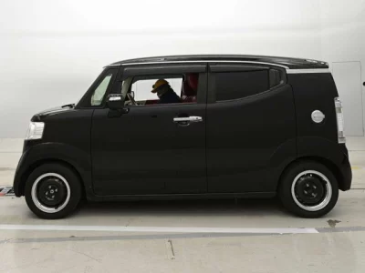 Honda N-Box Slash