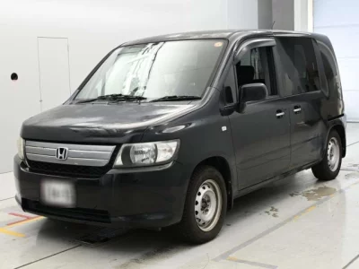 Honda Mobilio Spike
