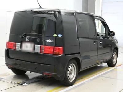Honda Mobilio Spike