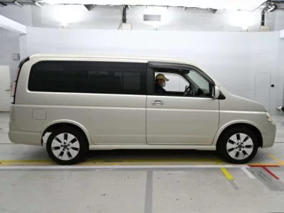 Honda STEP WAGON