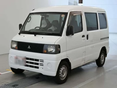 Mitsubishi Minicab Van