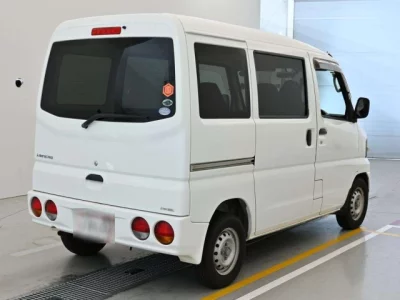 Mitsubishi Minicab Van