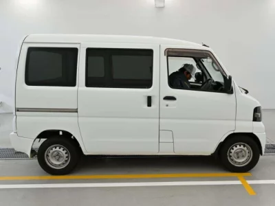 Mitsubishi Minicab Van