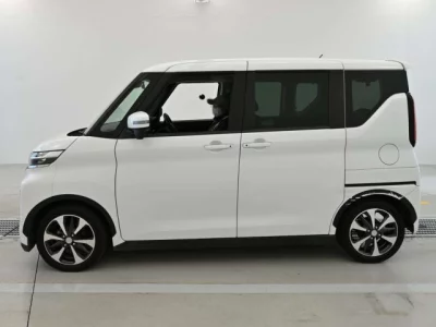 Mitsubishi eK X Space