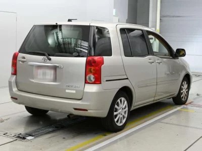 Toyota Raum
