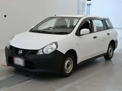 Nissan AD