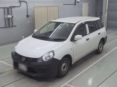 Nissan AD