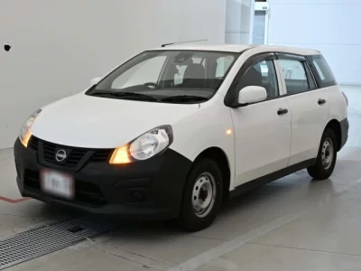 Nissan AD