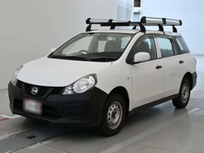 Nissan AD