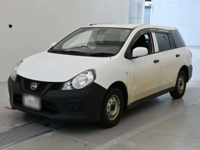 Nissan AD