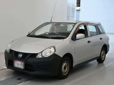 Nissan AD