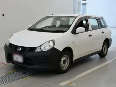 Nissan AD