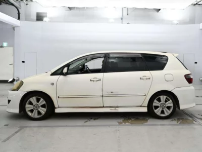 Toyota Ipsum