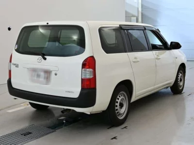 Mazda Familia S-Wagon