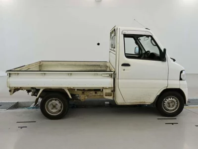 Mitsubishi Minicab Truck