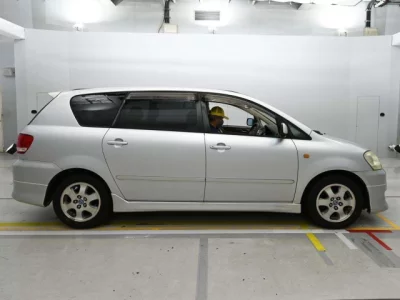 Toyota Ipsum