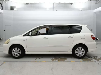 Toyota Ipsum