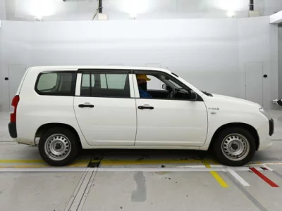 Toyota Succeed