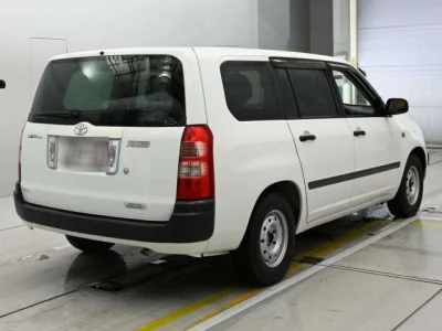 Toyota Succeed