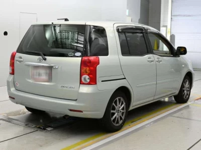 Toyota Raum