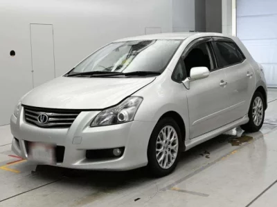 Toyota BLADE