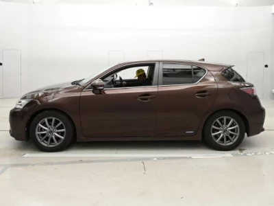 Lexus CT200h