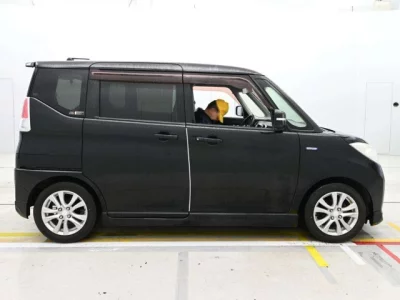Mitsubishi Delica D:2
