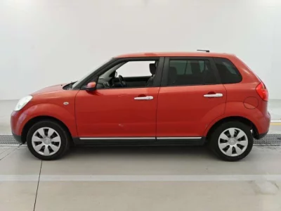 Mazda Verisa