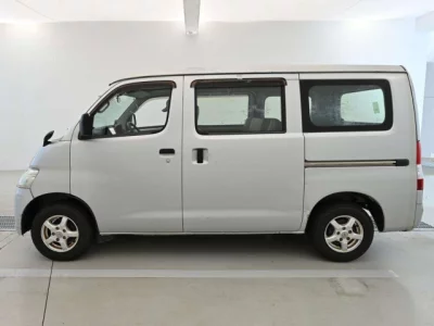 Toyota LiteAce Van