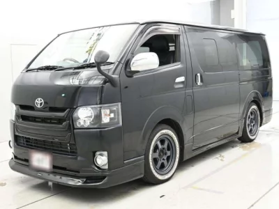 Toyota HiAce Van