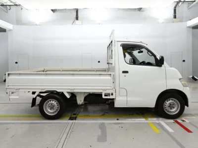 Toyota LITE ACE TRUCK