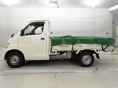 Toyota TownAce Truck