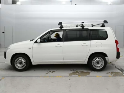 Toyota Succeed