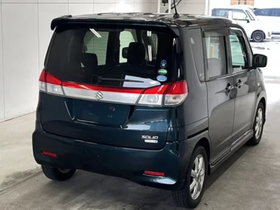 Suzuki Solio