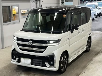 Suzuki Spacia