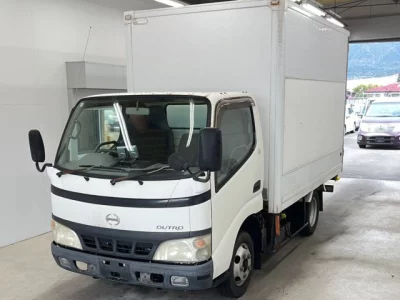 Hino DUTRO