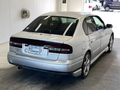 Subaru LEGACY B4