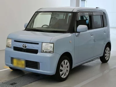 Toyota PIXIS SPACE