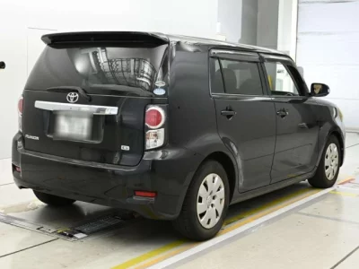 Toyota COROLLA RUMION