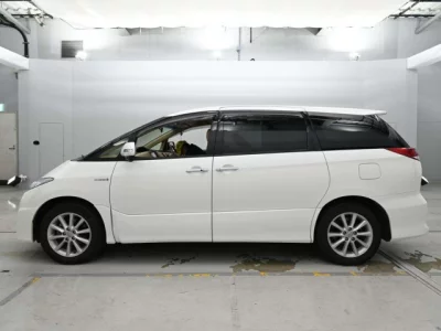 Toyota ESTIMA HYBRID