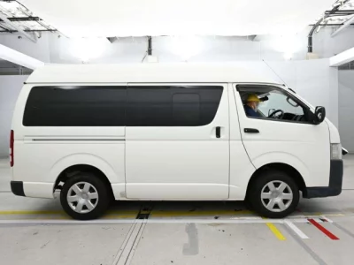 Toyota REGIUS ACE VAN