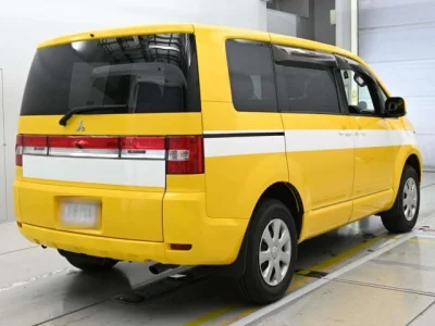 Mitsubishi DELICA D5