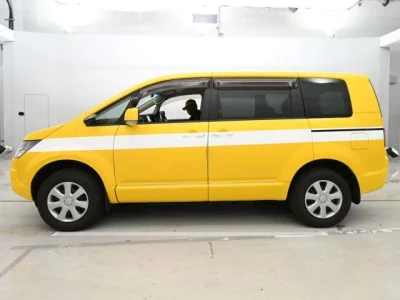 Mitsubishi DELICA D5