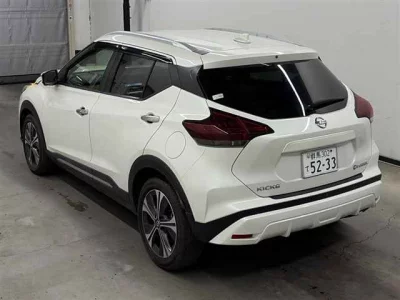 Nissan KICKS