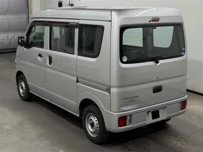 Mitsubishi Minicab Van