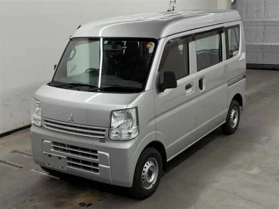 Mitsubishi Minicab Van